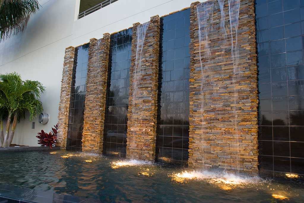 Water wall at the Westin Hotel entrance in Tampa Florida designed and built by Lucas Lagoons Inc